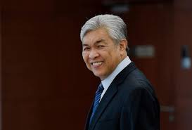 Badan Peguam Malaysia desak AGC dakwa semula TPM Zahid hamidi dalam 47 kes pecah amanah