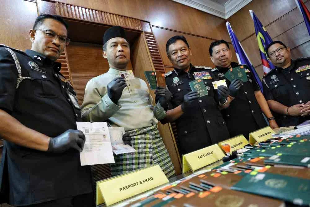 Sindiket pemalsuan dokumen pekerja asing lumpuh, dalang utama warga Nepal turut dicekup Imigresen